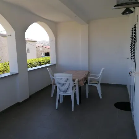 Volaric Pag Appartement Pag Town