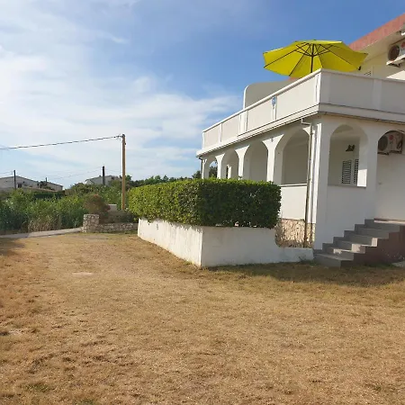 Volaric Pag * Pag Town