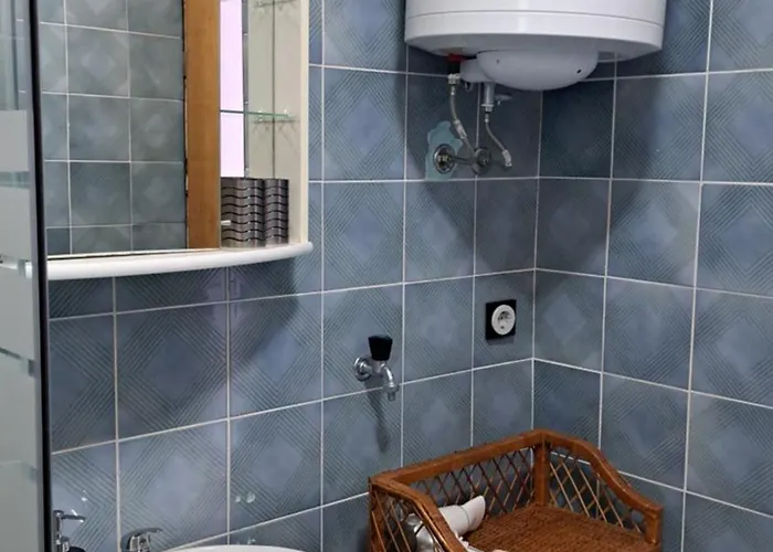 Volaric Pag * Pag Town